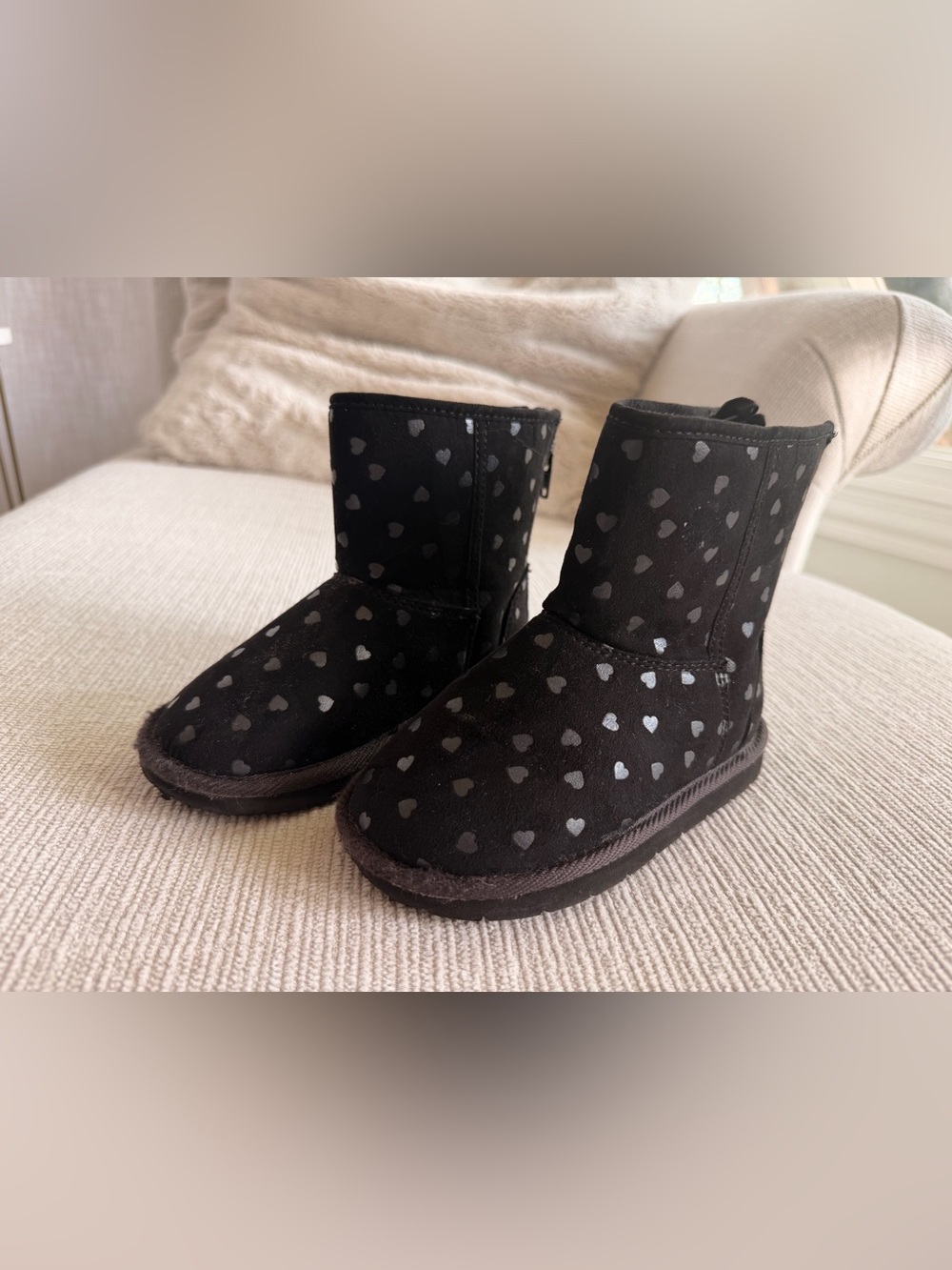 GAP Black Kids Heart-Print Cozy fur lined  Boots 10T